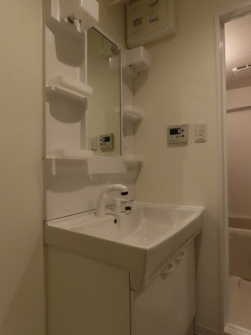 リアコート塚本の独立洗面台