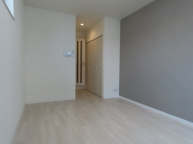 リアコート塚本の寝室