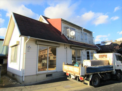 【外観：施工例】 | 中古戸建　山梨市西 | 外観です
リフォーム工事中です