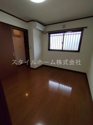 【居間・リビング】 | ユーミーマンションオリーブ通りB