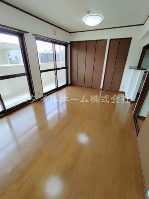 【居間・リビング】 | ユーミーマンションオリーブ通りB