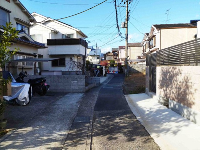 【前面道路含む現地写真】 | 嵐山谷ヶ辻子町 建築条件付売土地