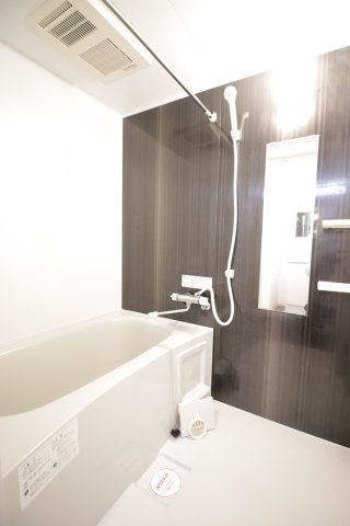 熊本市中央区弥生町の賃貸マンションの浴室