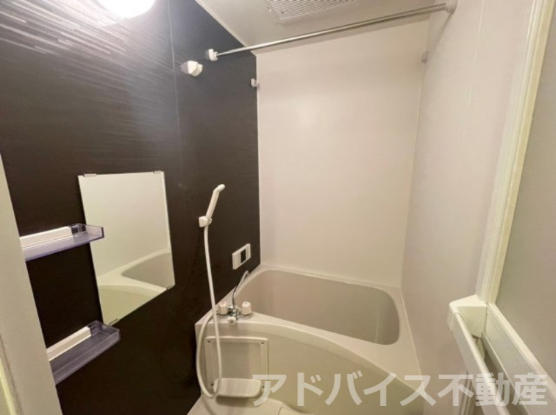 八女郡広川町大字一條のアパートの浴室