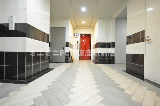 インペリアル靭本町のロビー