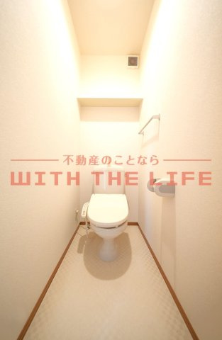 アパルトマントＮＦＢ　A棟【10，000円キャッシュバック対象物件】のトイレ|落ち着いたトイレです