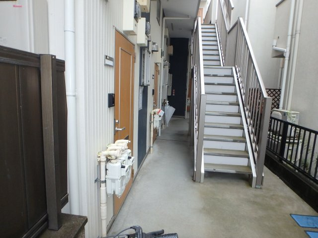 シャンブル日吉のロビー