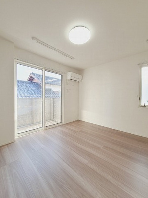 【居間・リビング】 | ホープ北田町