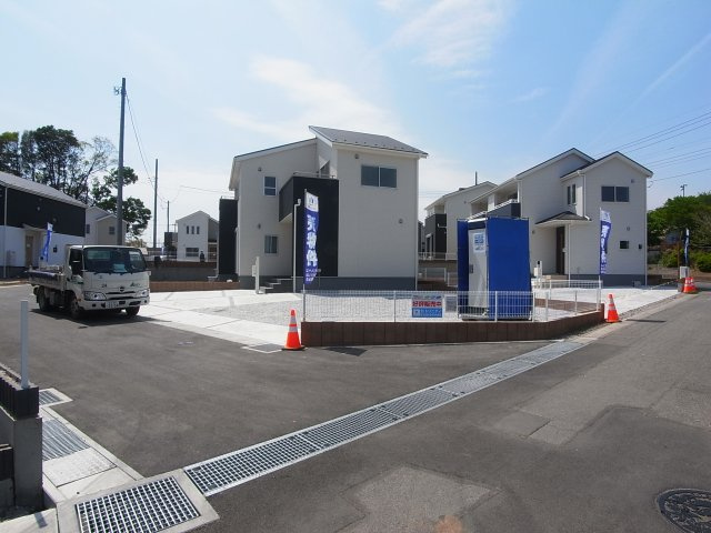 新築　榛東村新井第1　クリエートの家　9号棟の前面道路含む現地写真|位置指定道路4.51ｍ