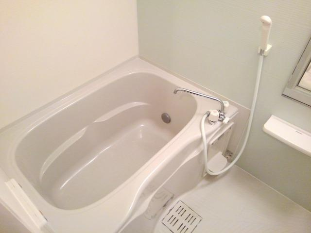 クレメントＢの浴室|バス