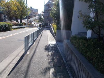 【周辺】 | ステイツ豊中新千里南町 | 前面道路