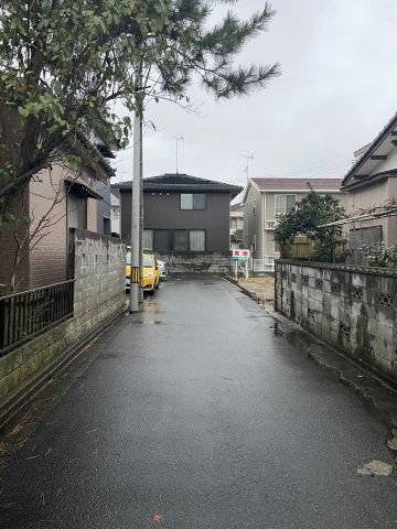 中央区女池３丁目　売地の前面道路含む現地写真|一戸建ての多いエリア、静かで落ち着いた雰囲気です。