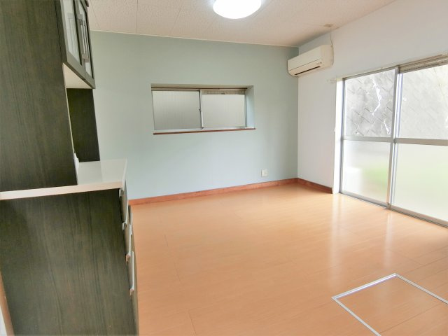 東金市山口貸家の居間・リビング