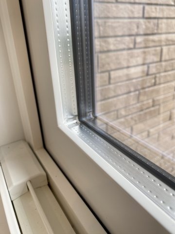 【設備】 | 南区浜口町　11号棟 | ☆複層ガラスは結露しにくく、耐熱性・防犯性に優れています☆