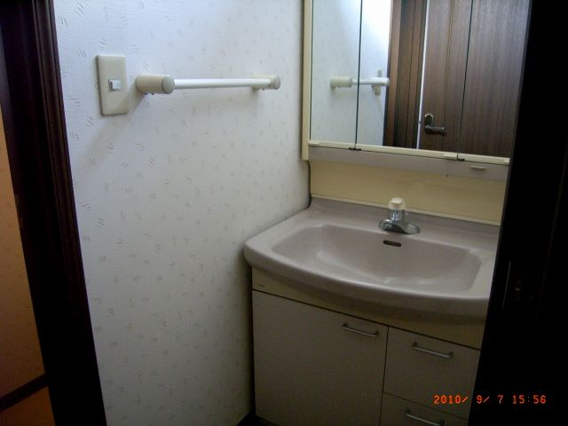 南馬込１－４９戸建の洗面所