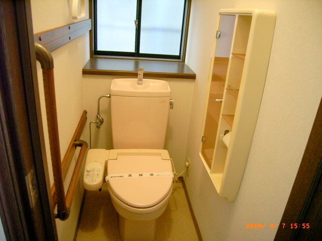 南馬込１－４９戸建のトイレ