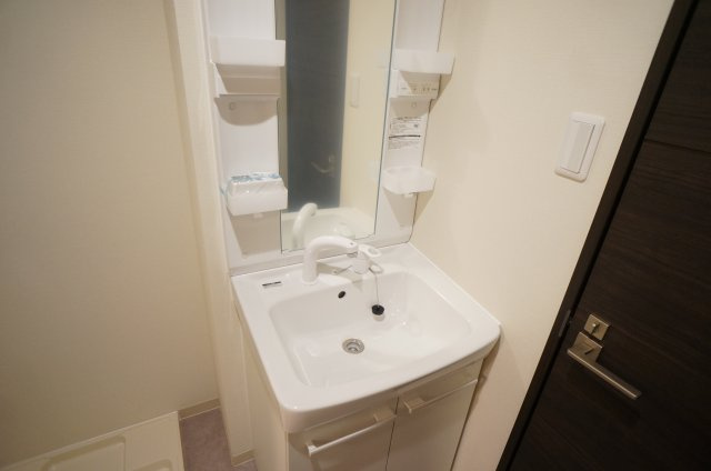 【洗面所】 | KORE・YIELD神戸北 | 洗髪洗面化粧台です