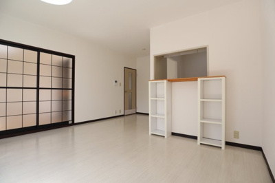 【居間・リビング】 | ステージパティオ