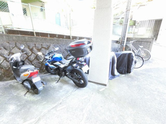 【その他共用部分】 | バイク置場です。