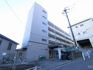 【外観】 | 総戸数４０戸、昭和４８年１１月築、管理人は巡回勤務につき管理体制良好です♪