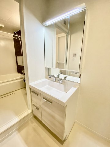 ベレオ茶屋ノ丁の独立洗面台