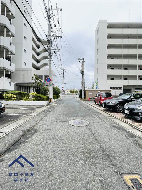 ロワールマンション山王公園南の駐車場