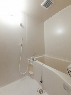 【浴室】 | プリムローズのぎＢ