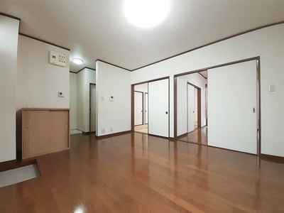 【居間・リビング】 | プリムローズのぎＢ