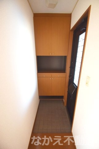 【玄関】 | 明るい玄関です