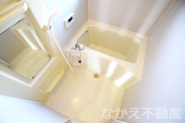 【浴室】 | 落ち着いた空間のお風呂です