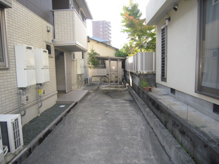 熊本市中央区出水６丁目のアパートのその他