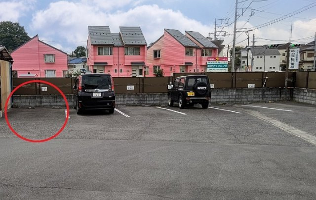 ハワイアン古民家の駐車場