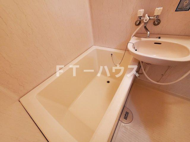 永和ハイムの浴室