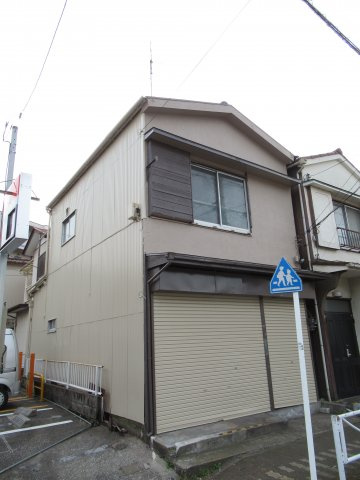井土ヶ谷下町貸家
