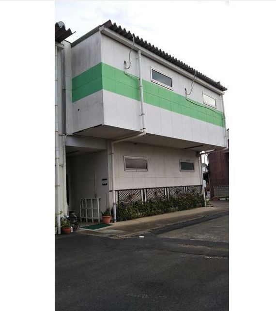 建金ビルの外観