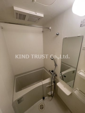 プレサンス南森町駅前の浴室