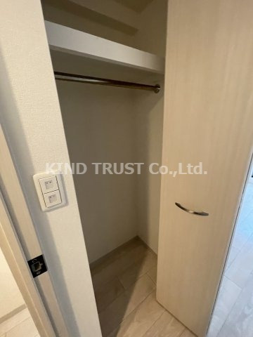 プレサンス南森町駅前の収納