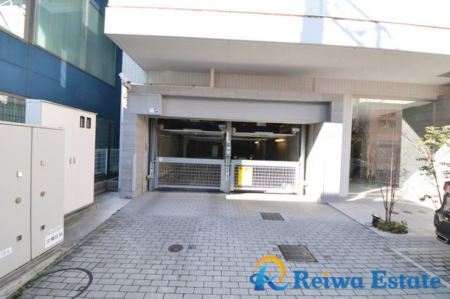 グラディス茅ヶ崎の駐車場