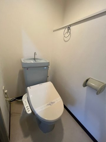 フィオーレ同心のトイレ|コンパクトで使いやすいトイレです