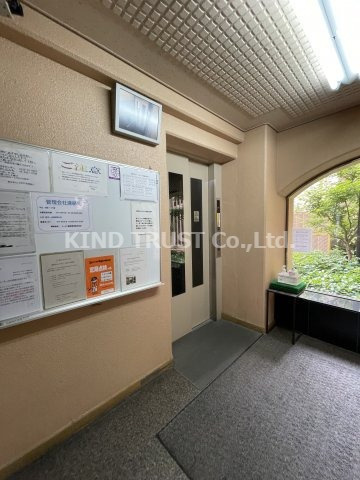 梅田北セントポリアのロビー|ゆとりのあるロビーです