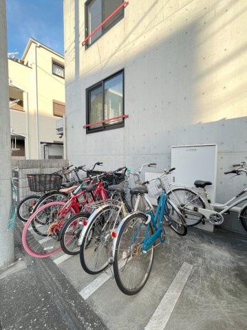 「防音マンション」ラシクラス東長崎のその他共用部分|駐輪場スペースです