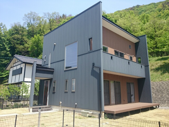 安曇野市豊科光（桜坂）　中古住宅の画像