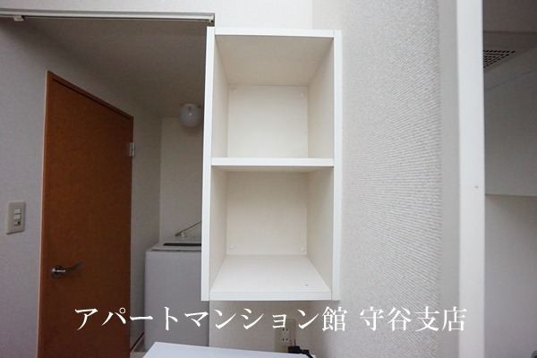レオパレス薬師台の収納