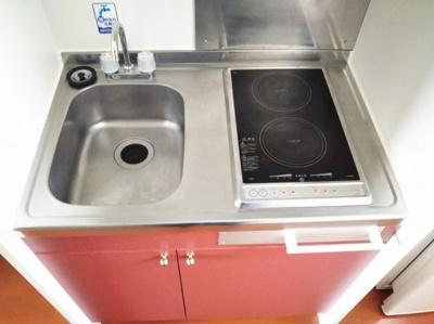 【キッチン】 | レオパレストリアノン | 画像4