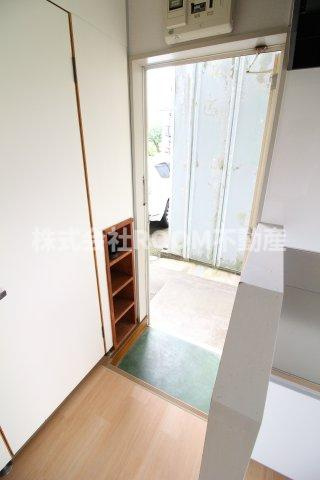 日昇コーポラスⅡの玄関|明るい玄関です