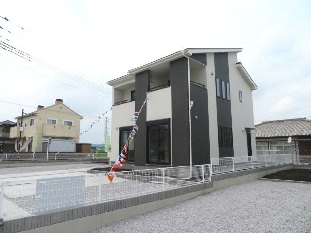 高崎市第３吉井町長根（全6棟）1号棟の外観|建物完成済みでございます。お部屋のご内覧可能でございます。お気軽にお問合せ下さいませ(^▽^)/