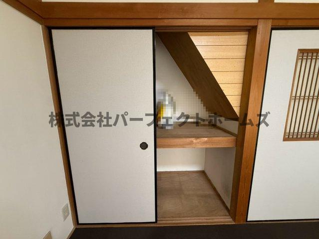 津田東町1丁目戸建　賃貸の収納|収納のためのスペースです