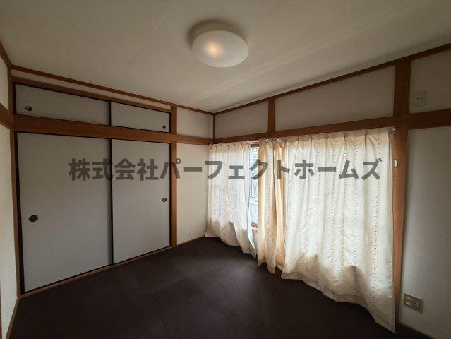 津田東町1丁目戸建　賃貸の和室|ゆったりとくつろげる和室です