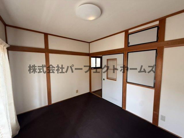 津田東町1丁目戸建　賃貸の和室|和室、ちょっとしたくつろぎスペースにいかがでしょうか