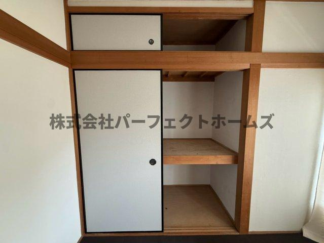 津田東町1丁目戸建　賃貸の収納|収納があります